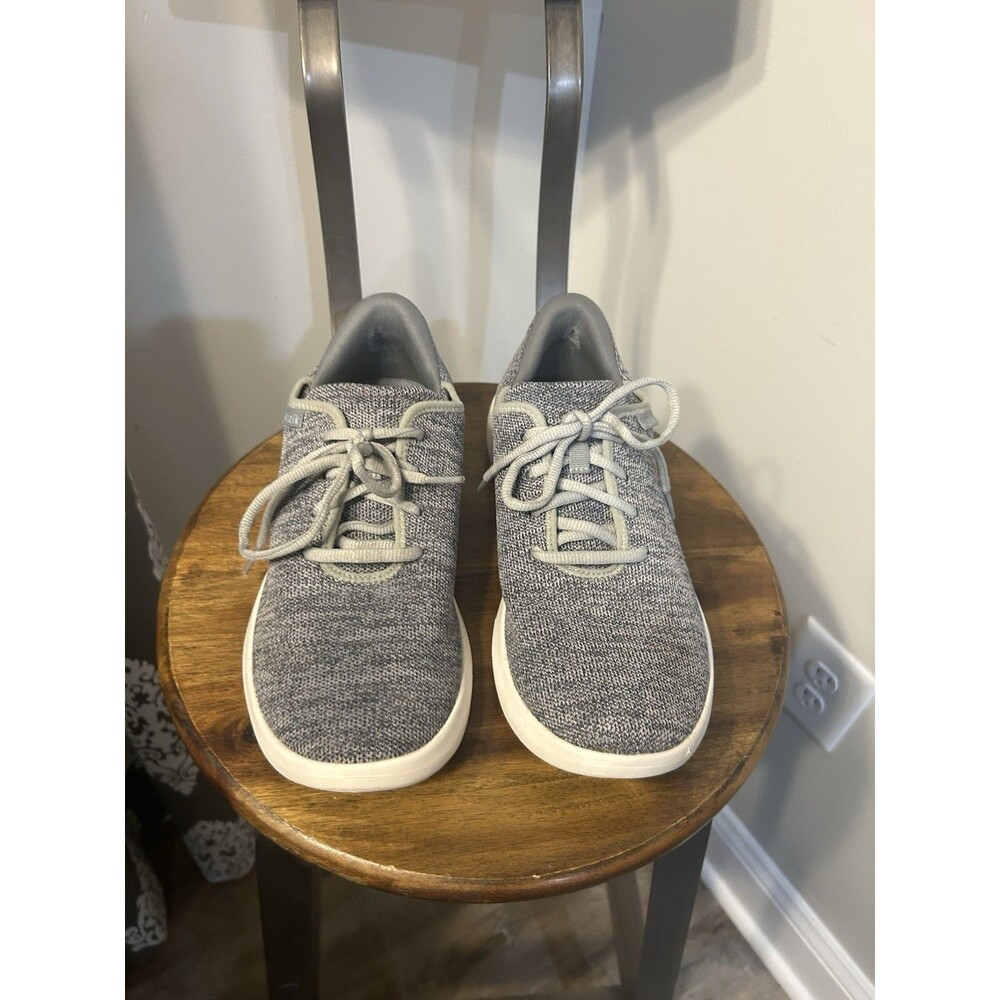 Hands free step in kizik Women’s Athletic Sneakers - Light Gray Knit